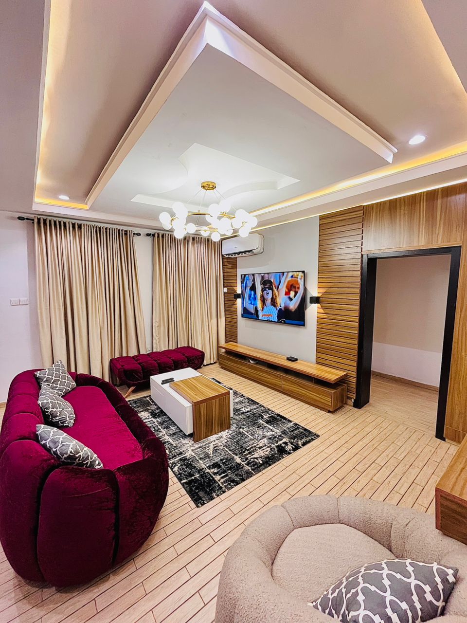 Pioneer Luxury Three Bedroom