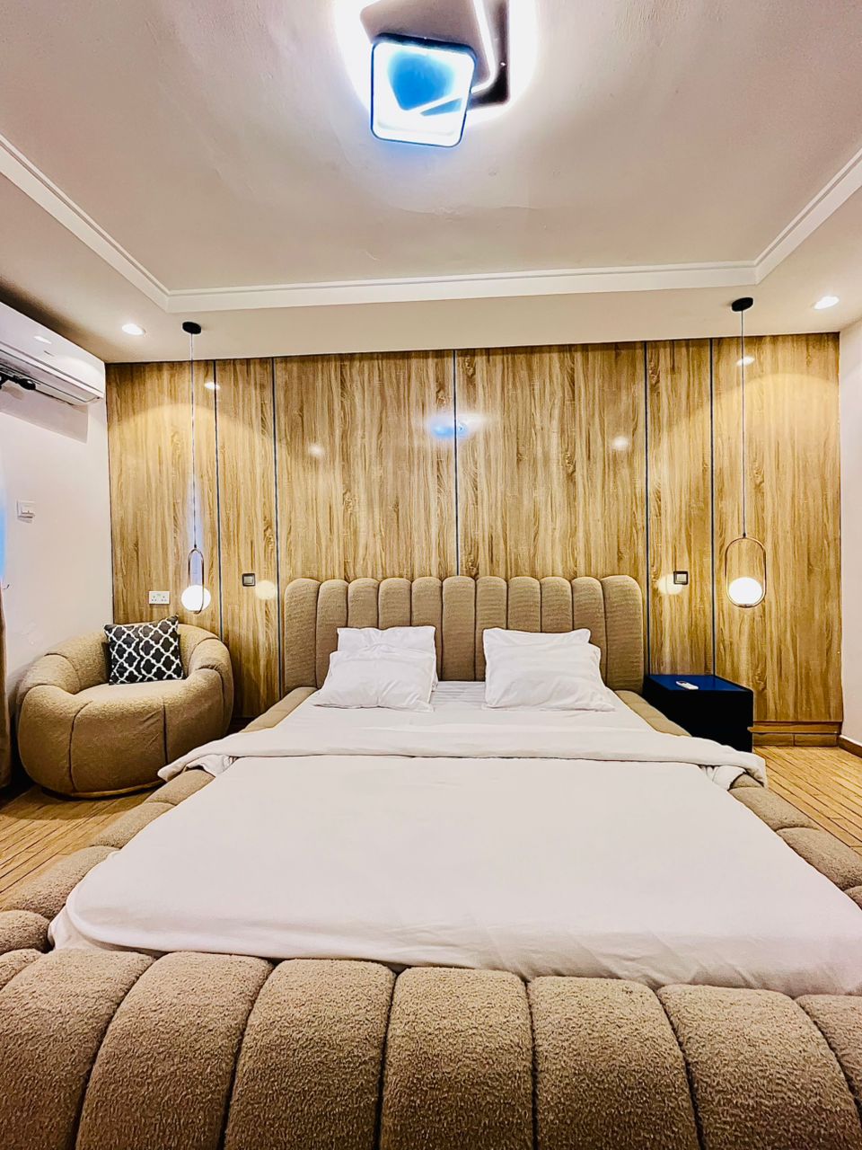 Pioneer Luxury Three Bedroom